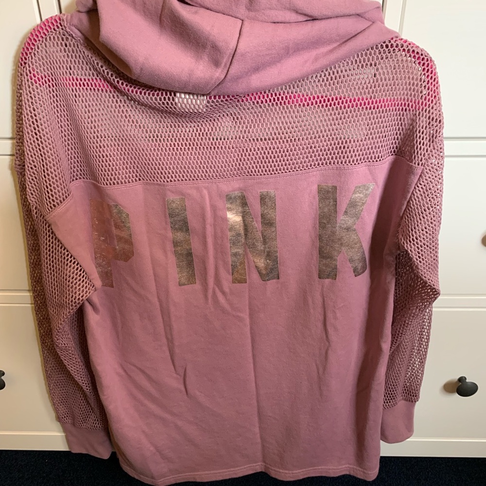 Pink. Sweatshirt hoodie.